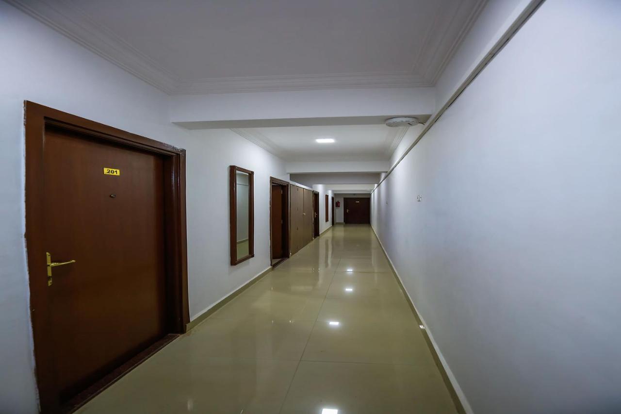 Oyo 18647 Pandav City Hotel Madgaon Exterior photo