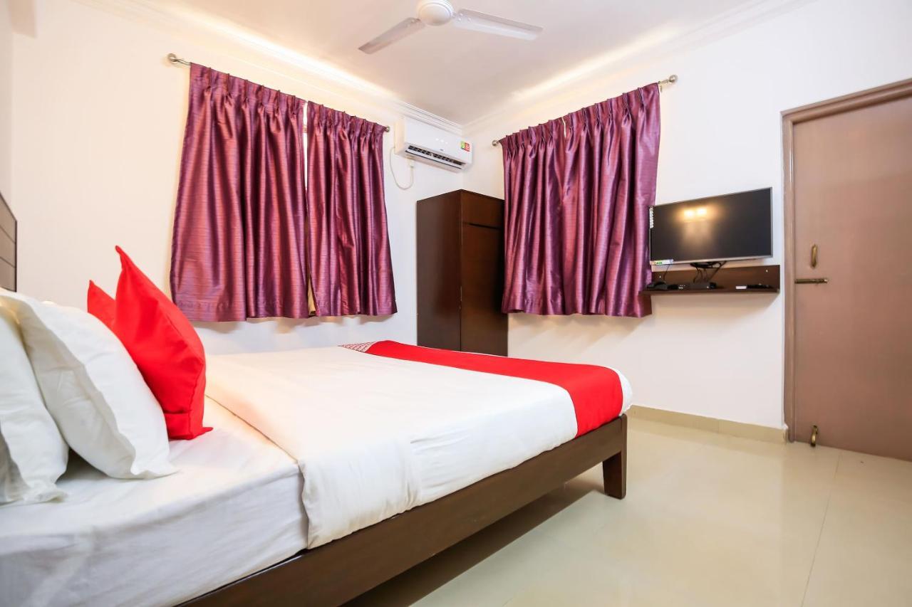 Oyo 18647 Pandav City Hotel Madgaon Exterior photo